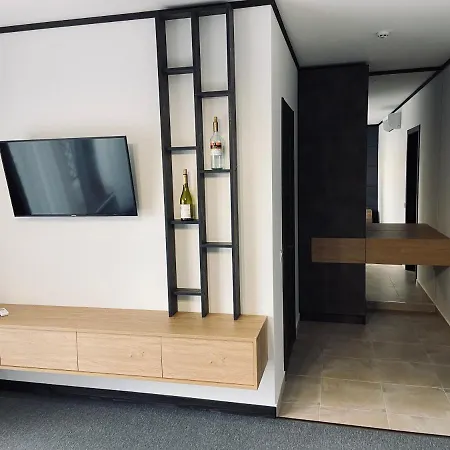 Terrazzo Hotell Starunya